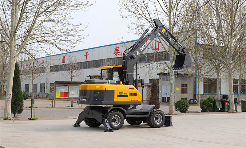 城建利器寶鼎輪式挖掘機(jī)95型號(hào)