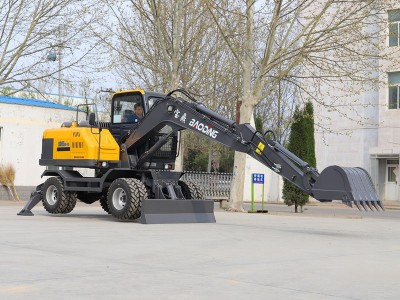 寶鼎BD95W型號(hào)輪胎式挖掘機(jī)