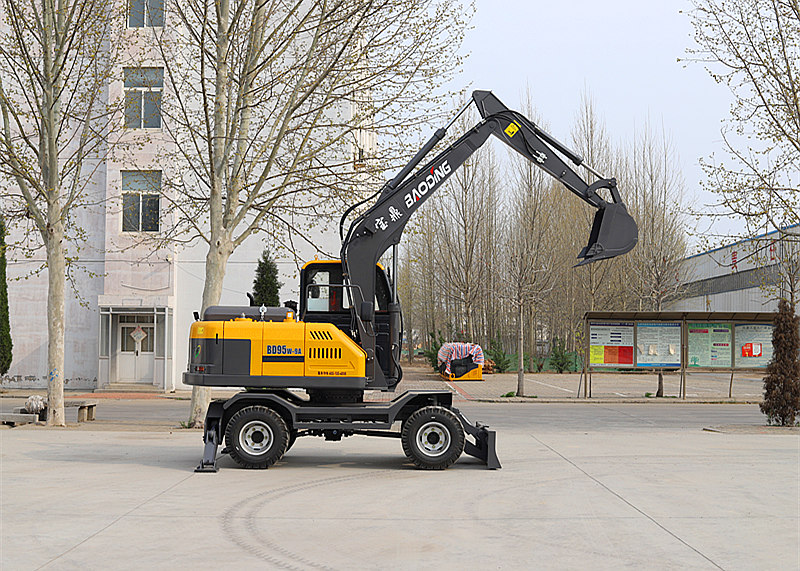 寶鼎BD95型號(hào)輪式挖掘機(jī)